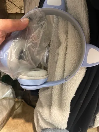 هدست بلوتوثی مدل گربه ای P47m Color Light