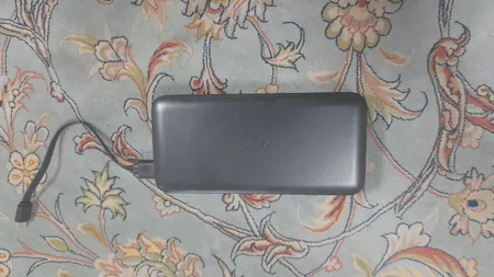 پاوربانک 18 وات شیائومی مدل Redmi PB200LZM ظرفیت 20000 میلی آمپرساعت به همراه شارژر دیواری سامسونگ و کابل تبدیل