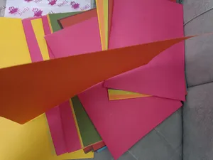 تجریه خرید مقوا رنگی تیما کد BG سایز 35x25 سانتی متر بسته 40 عددی