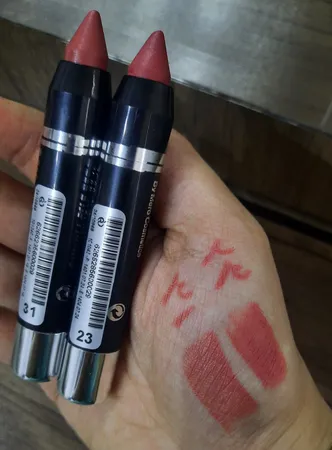 رژ لب مدادی میلوس شماره 23