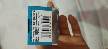 کرم مرطوب‌کننده درمالیفت مدل Hydralift AC Cream مناسب پوست‌های چرب حجم 50 میلی‌لیتر