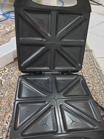 ساندویچ ساز دسینی مدل 400
