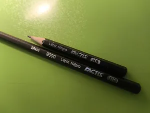 تجریه خرید مداد مشکی فکتیس مدل 9000 بسته 12 عددی