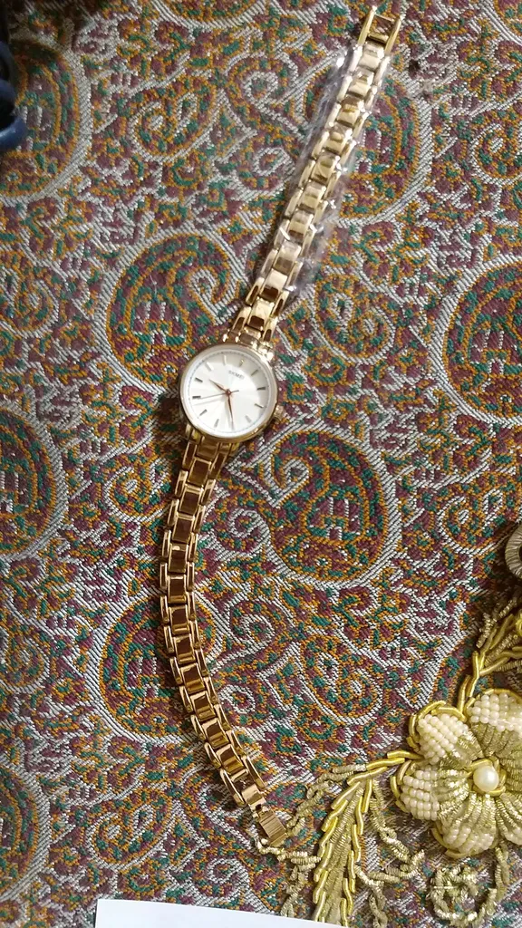 ساعت مچی عقربه ای زنانه اسکمی مدل 1410