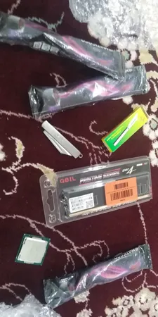 رم دسکتاپ DDR4 تک کاناله 2400 مگاهرتز CL17 گیل مدل Pristine ظرفیت 8 گیگابایت