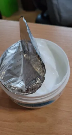 کرم مرطوب کننده نیوآ مدل Soft حجم 300 میلی لیتر