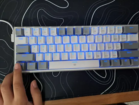 کیبورد گیمینگ ردراگون مدل K617 FIZZ، سوییچ مکانیکال قرمز، Tenkeyless، نورپردازی RGB