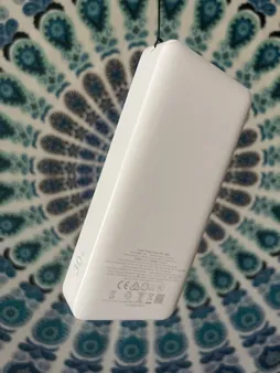 پاوربانک 30 وات انکر مدل A1384 ظرفیت 20000 میلی آمپر ساعت به همراه کابل USB-C