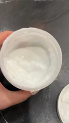 کرم آبرسان اس تی.ایوز مدل RENEWING حجم 240 میلی لیتر