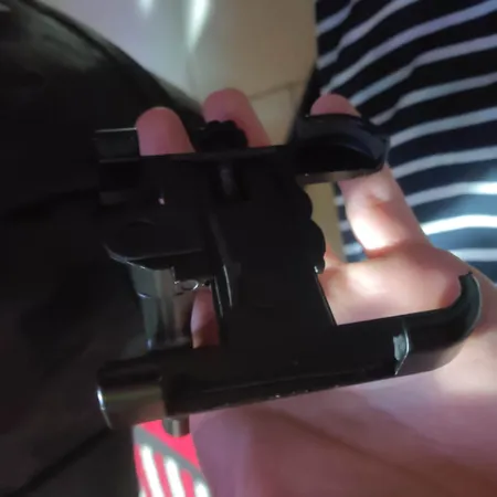 پایه نگهدارنده گوشی موبایل مدل موتورسیکلت کد PH-C1