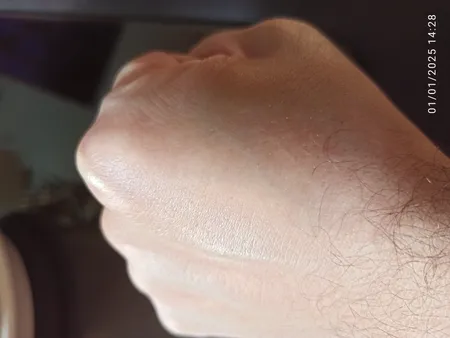 کرم روشن کننده سیمازر مدل 9 حجم 50 میلی لیتر