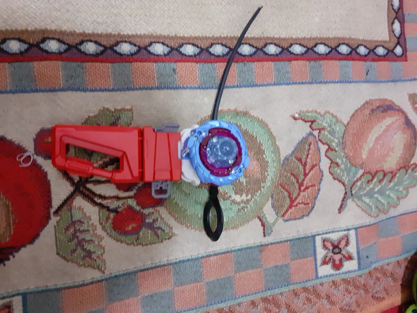 اسباب بازی مدل فرفره های انفجاری کد BEYBLADE B-97