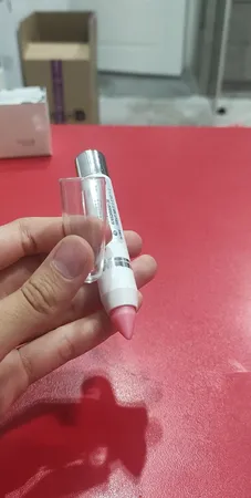 بالم لب میلوس مدل Strawberry