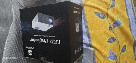 ویدئو پروژکتور النز مدل SD500 Smart Android به همراه پرده نمایش و دو کنترل