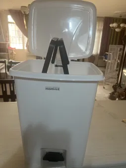 سطل زباله پدالی ممتاز پلاستیک مدل 730 ظرفیت 25 لیتری