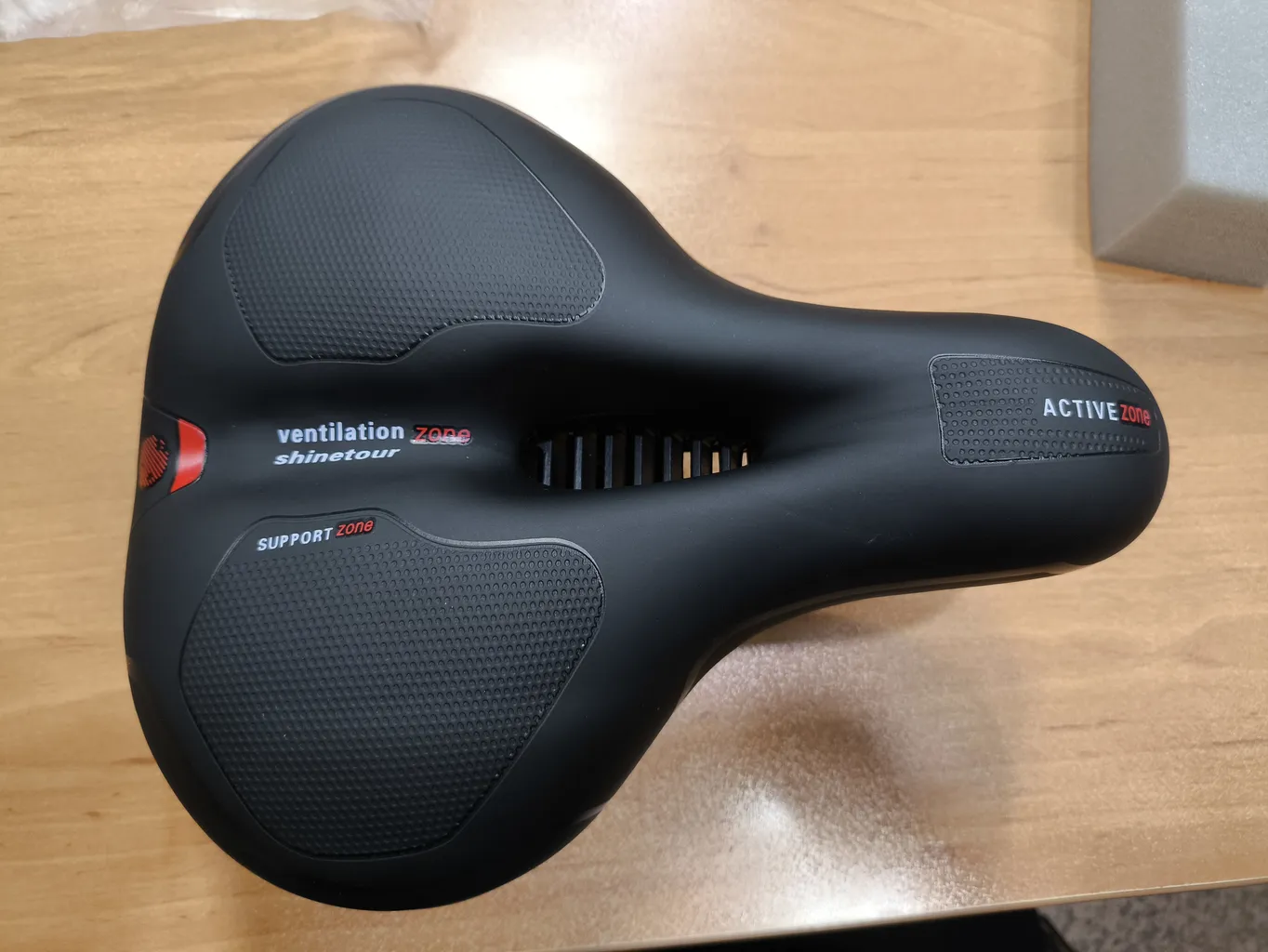 زین دوچرخه اکتیو مدل پلاس سوپاپ دار 570