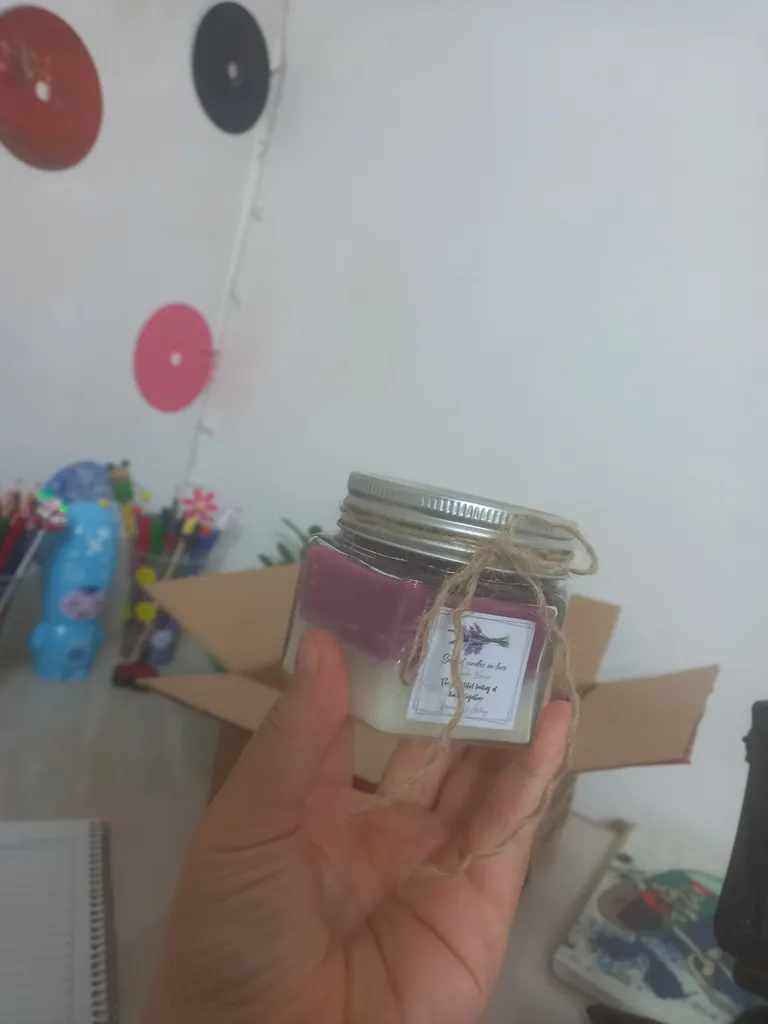 شمع
دست ساز مدل معطر لاوندر