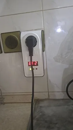 محافظ دیجیتال پارت الکتریک مدل پارت کد PE2833