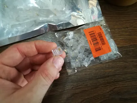 کانکتور Rj11-4Pin کی نت پلاس مدل KP-N1075 بسته 50 عددی