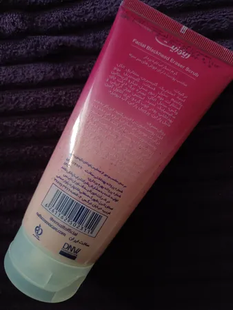 اسکراب پوست رینوزیت مدل Oil and Free حجم 200 میلی لیتر