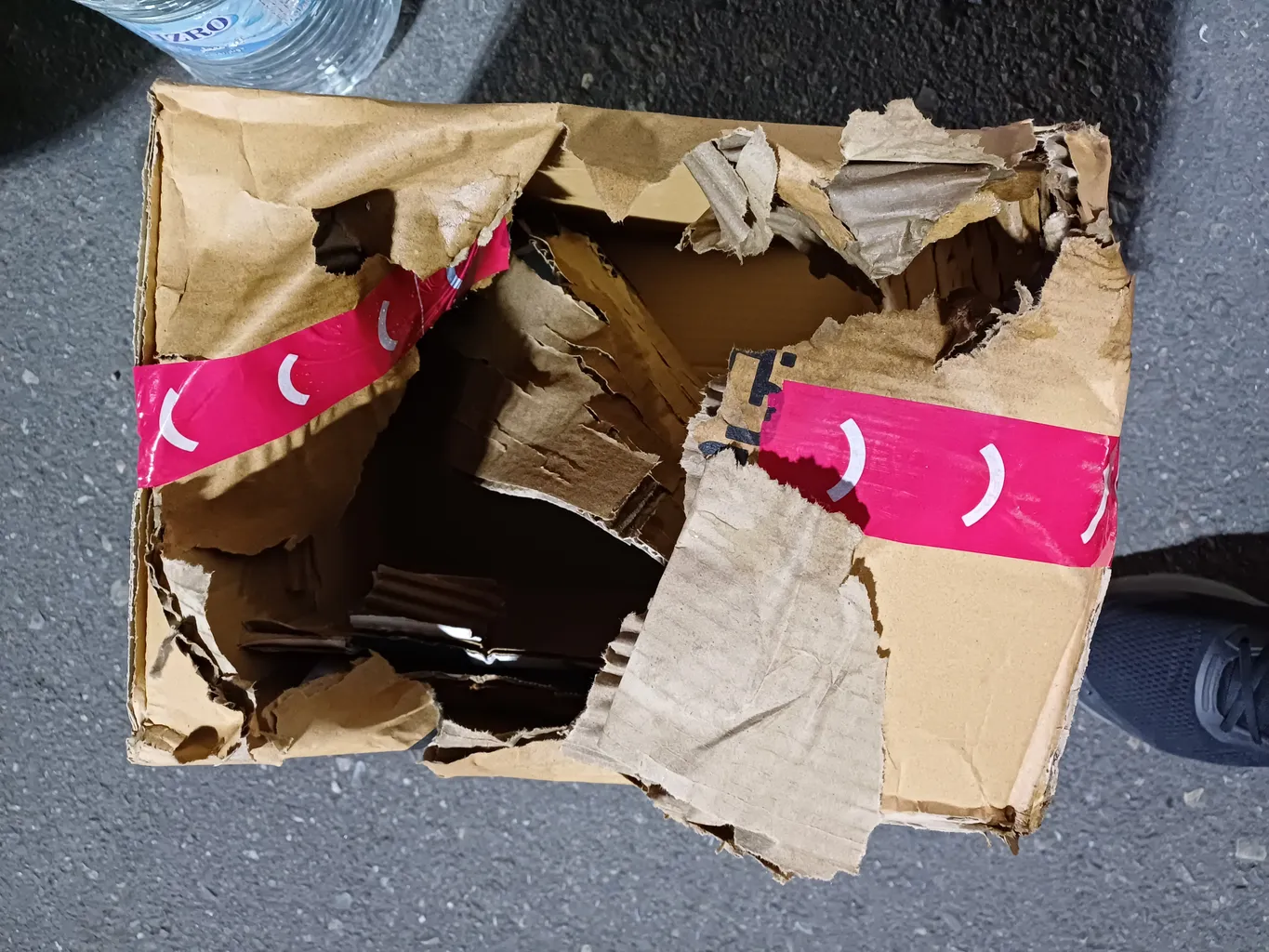 آب رادیاتور تیزرو صنعت مدل AR40 حجم 4 لیتر