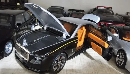 ماشین بازی مدل رولز رویس طرح SRECTPE سقف کهکشانی کد CZ175A