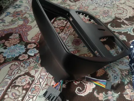 قاب مانیتور خودرو مدل KFKF90 مناسب برای ساینا