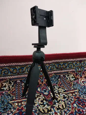 پایه نگهدارنده گوشی موبایل یونیمات مدل D-909 II