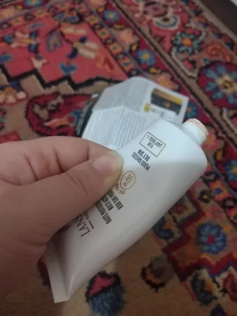 کرم ضدآفتاب رنگی لانسون SPF50 مدل مولتی اکشن شماره 1.5، مناسب پوست‌های چرب، حجم 40 میلی‌لیتر