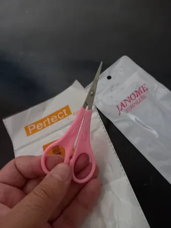 قیچی ابرو MC کد 356