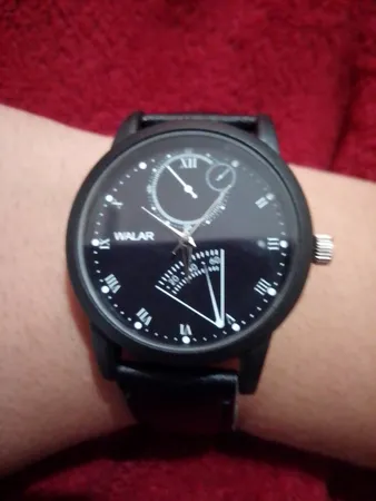 ساعت مچی عقربه ای والار کد LF1547