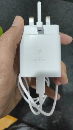 شارژر دیواری 45 وات مدل XBEG-TA845W