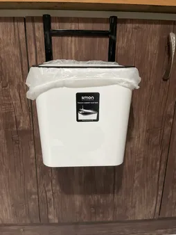 سطل زباله کابینتی لیمون مدل تاچ کد IL1049