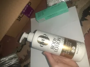تجریه خرید لوسیون بدن اوک شاین مدل روغن بادام شی باتر حجم 400 میلی لیتر