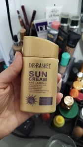 تجریه خرید کرم ضد آفتاب بی رنگ دکتر راشل SPF 100 مدل anti  aging ‌مناسب انواع پوست حجم 80 میلی‌ لیتر