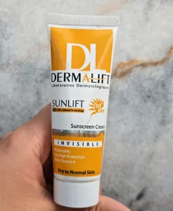 تجریه خرید کرم ضد آفتاب بی‌رنگ درمالیفت مدل سانلیفت SPF50 حاوی محافظ UVA و UVB مناسب پوست‌های خشک و معمولی حجم 40 میلی‌لیتر