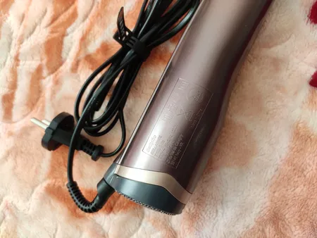 سشوار برس دار چرخشی بابیلیس مدل AS960SDE