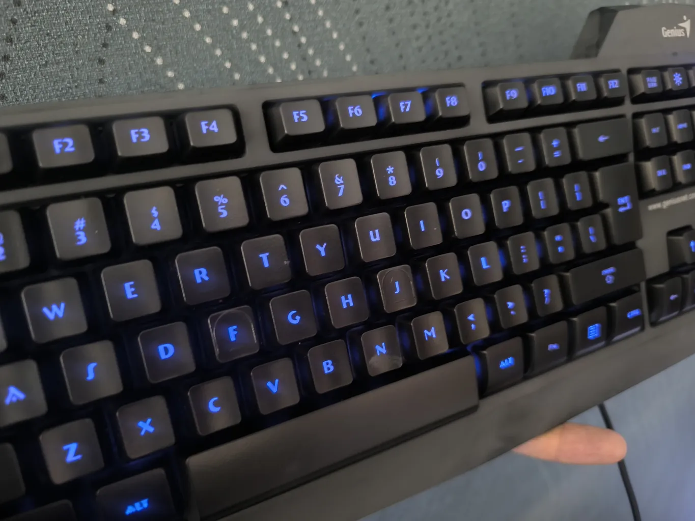 کیبورد گیمینگ جنیوس مدل G7