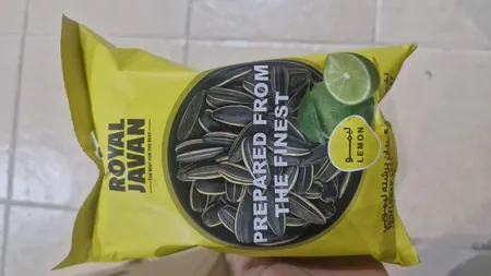 تخمه آفتابگردان برشته با لیمو رویال جوان - 100 گرم