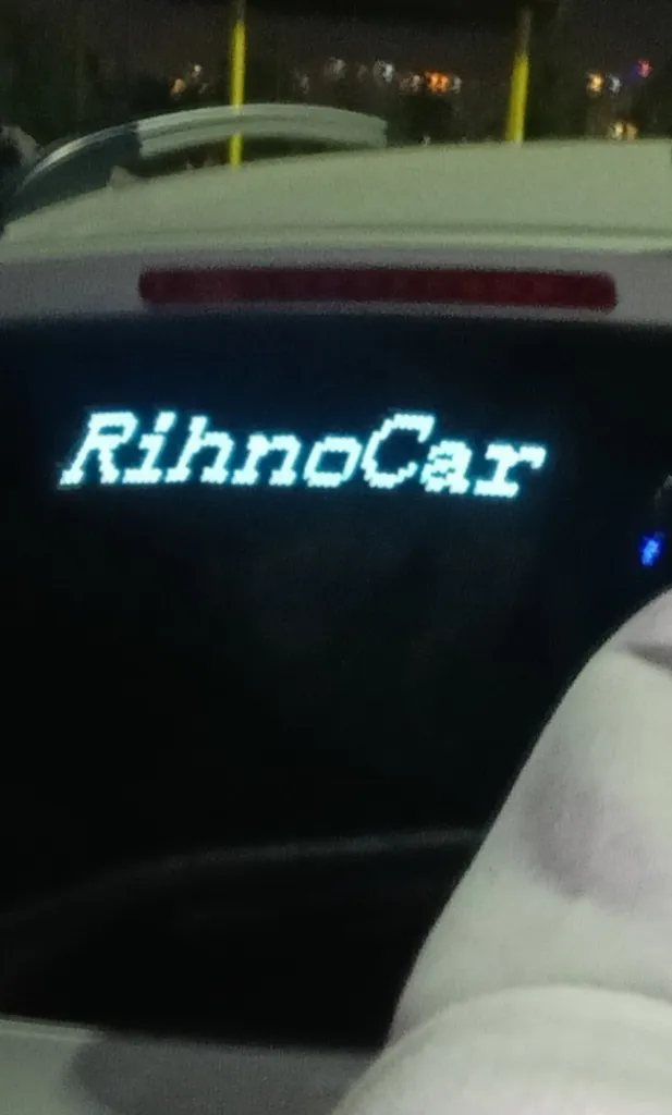 نمایشگر منعطف ال ای دی خودرو کد 0047