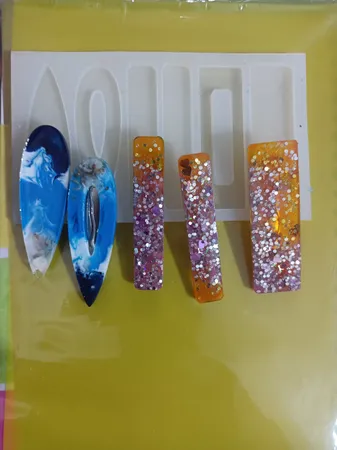 قالب رزین مدل گیره مو طرح کلاسیک کد SIM1