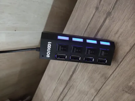 هاب 4 پورت USB 2.0 لویی سان مدل HI-SPEED