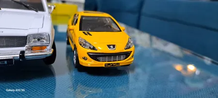 ماشین بازی مدل عقبکش 207 صندوق دار