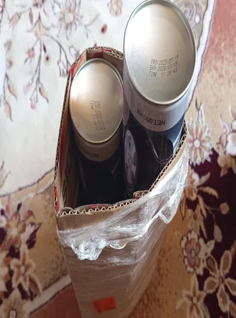 اسپری تمیز کننده لاستیک خودرو جردن کد r1j2 بسته 2 عددی به همراه واکس داشبورد