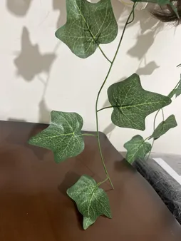 گل مصنوعی مدل ریسه برگ طرح انگور کد PAL-3030