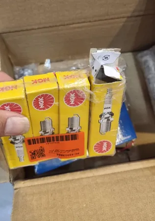 شمع خودرو ان جی کی ژاپن مدل BKR6E-6962 بسته چهار عددی