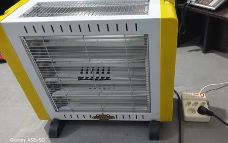 بخاری برقی آکماز مدل 6 شعله فن دار چرخ دار