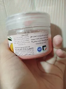 تجریه خرید اسکراب لایه بردار پوست ایمنس هربال مدل هلو وزن 140 گرم