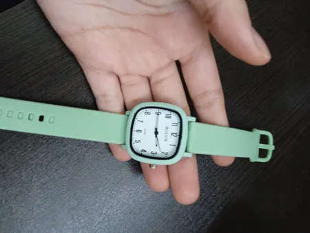 ساعت مچی عقربه ای دخترانه بولون مدل 01