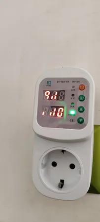 محافظ ولتاژ اتکو مدل ET-16A-VA